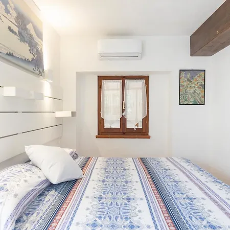A Due Passi Dalla - Helloelba Holiday home
